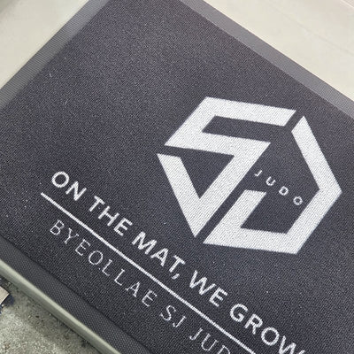 Classic 7 mm custom logo mat at a customer's entrance in Korea, customer photo